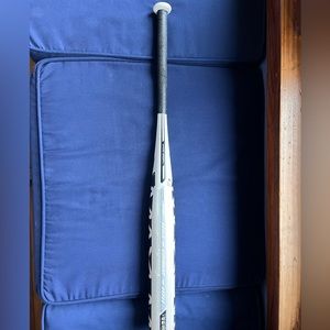 Combat 32” -5 27oz 2 5/8 barrel baseball bat used for one tournament.